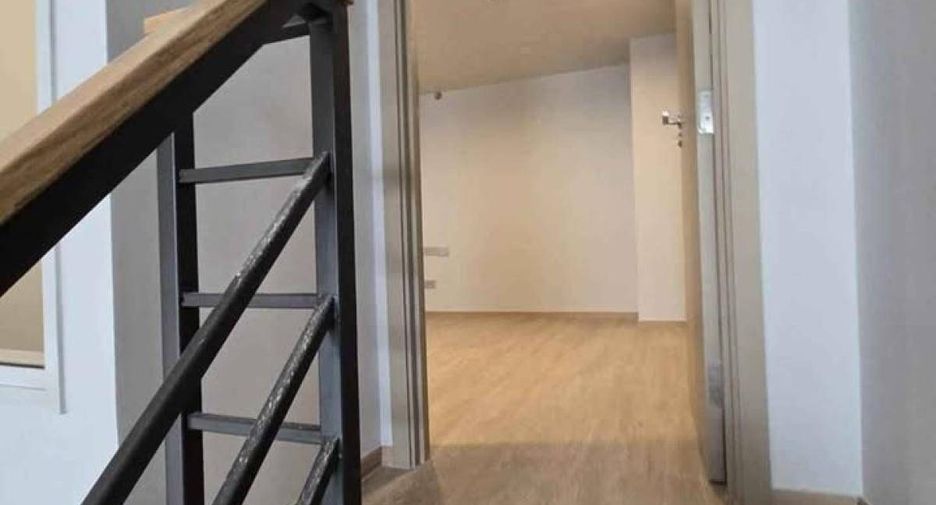For sale 1 bed condo in Bang Rak, Bangkok