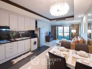 For sale 2 bedrooms condo in Yan Nawa, Bangkok