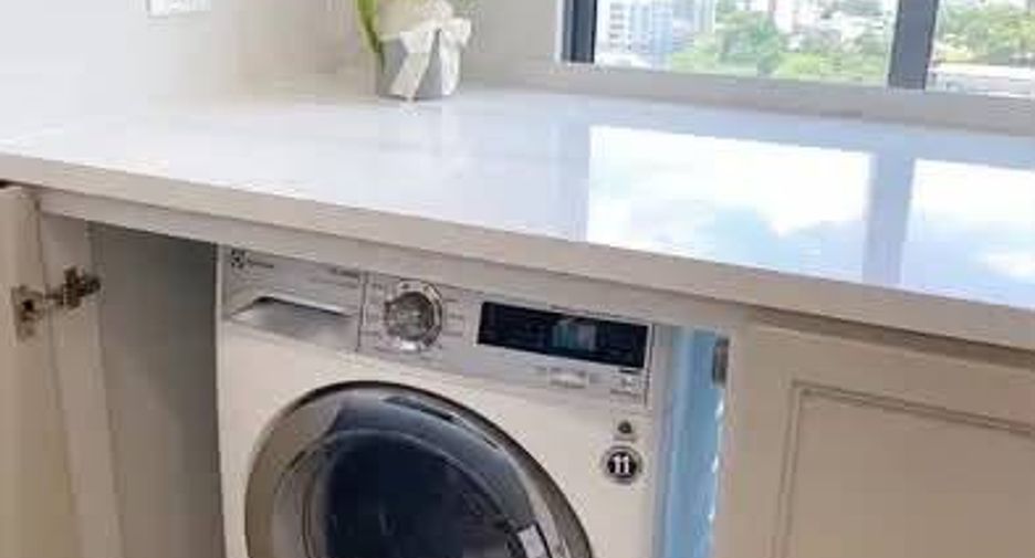 For sale 1 bed condo in Ratchathewi, Bangkok