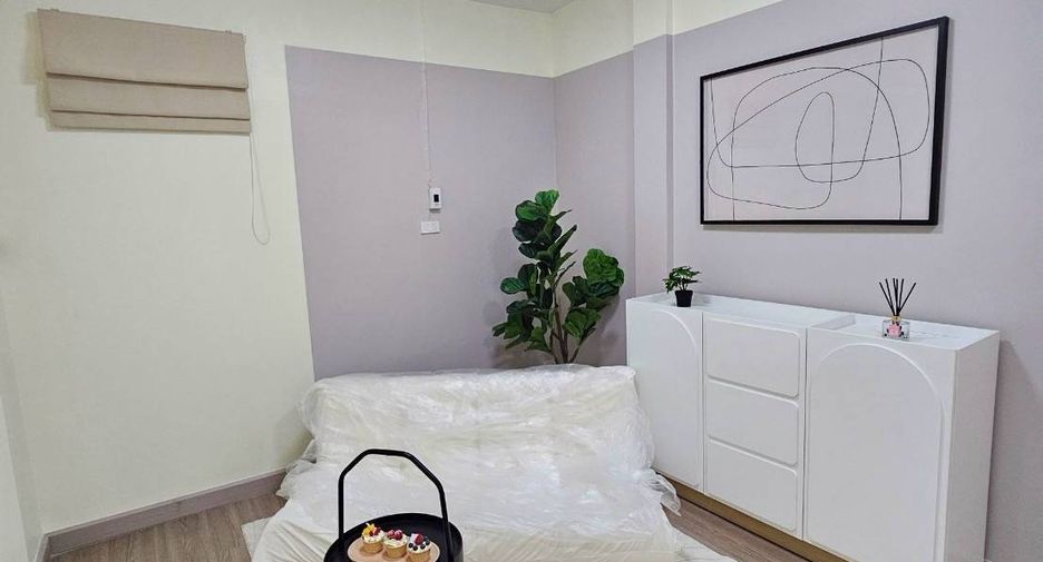 For sale 5 bedrooms condo in Bang Khen, Bangkok