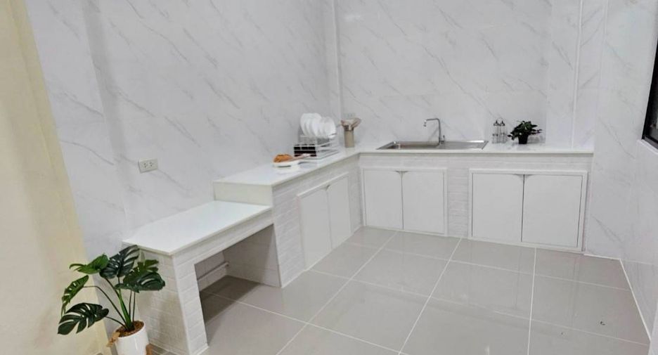 For sale 5 bedrooms condo in Bang Khen, Bangkok