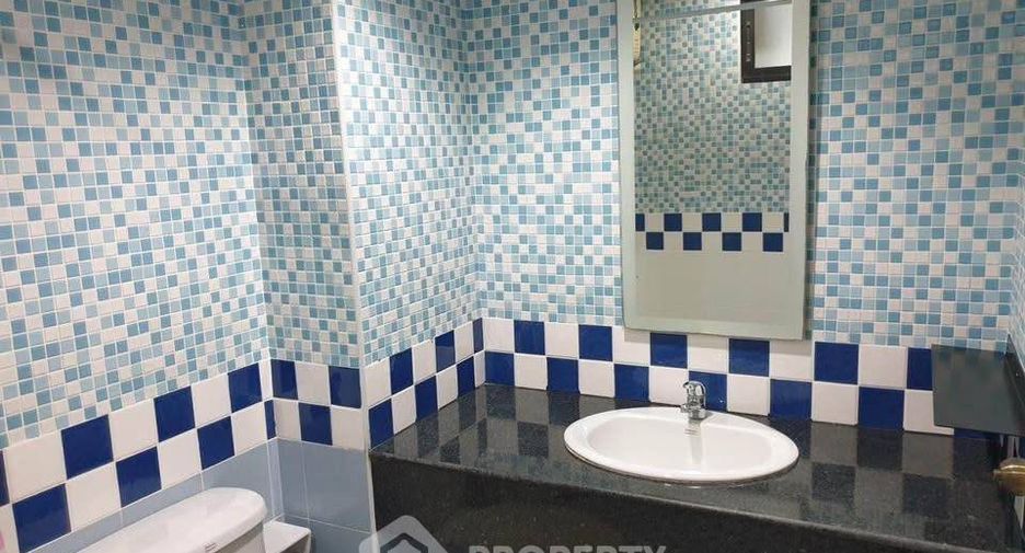For sale 1 bed condo in Yan Nawa, Bangkok