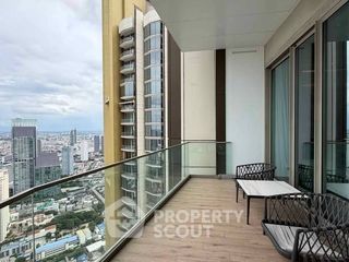 For sale 3 bedrooms condo in Khlong San, Bangkok
