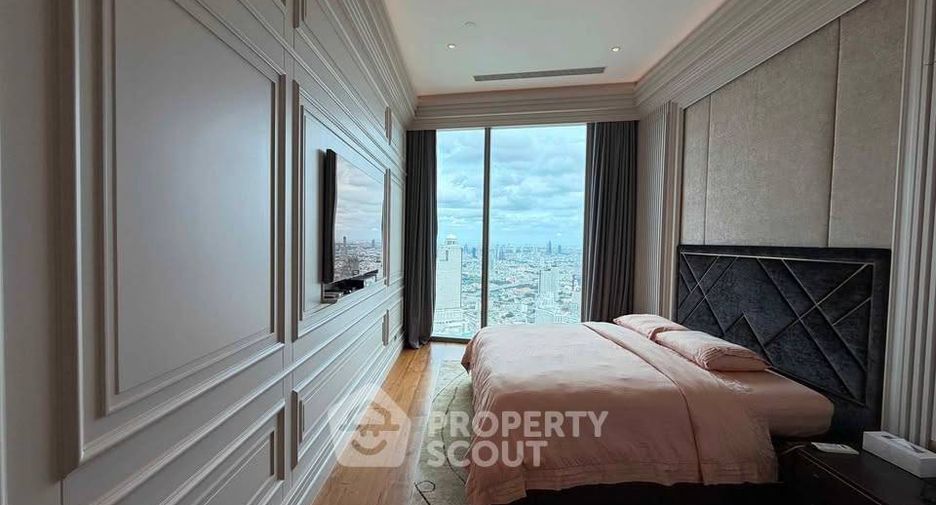 For sale 3 bedrooms condo in Khlong San, Bangkok