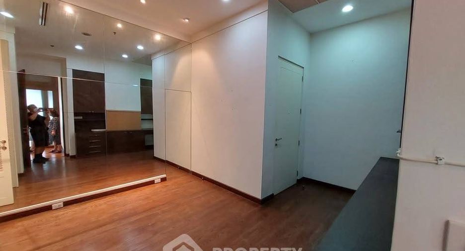 Condo en venta de 3 habitaciones en Watthana, Bangkok