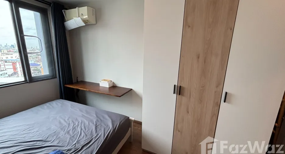 Condo en alquiler de 2 habitaciones en Huai Khwang, Bangkok