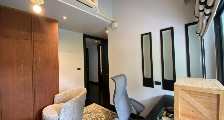 Haus zum Kauf und zur Miete mit 4 Zimmer in Watthana, Bangkok