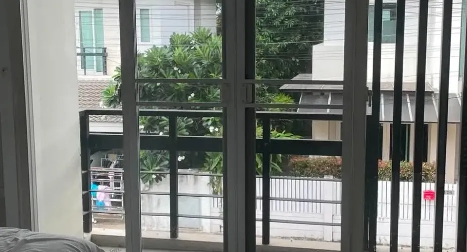 For rent 3 bedrooms house in Mueang Chiang Mai, Chiang Mai