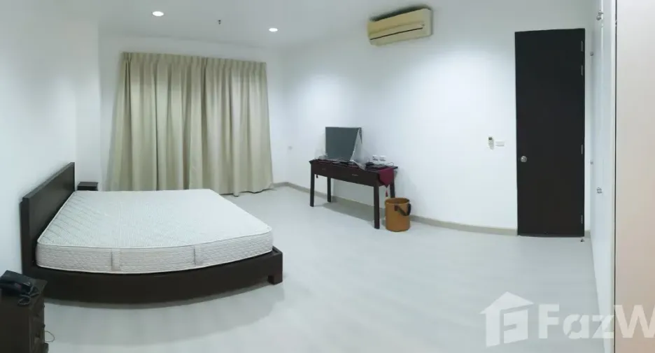For rent 2 ベッドルーム condo in Khlong Toei, Bangkok