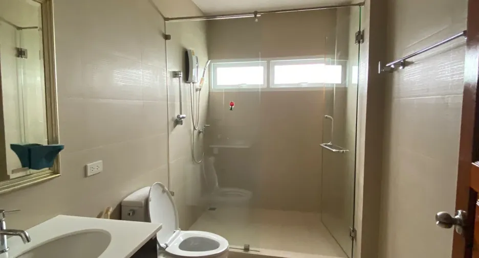 For sale 4 bedrooms house in Mueang Phuket, Phuket