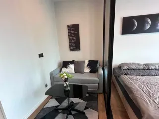 Condo en alquiler de estudio en Khlong Toei, Bangkok
