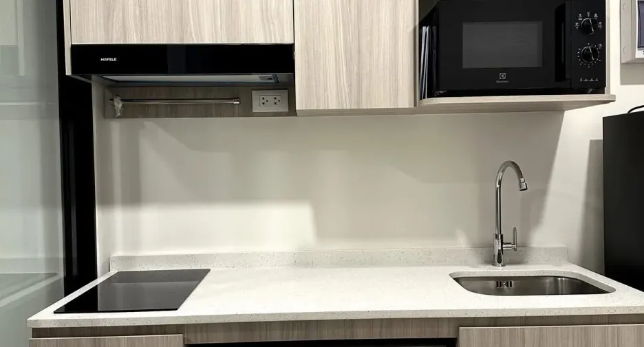 For rent スタジオ condo in Bang Na, Bangkok