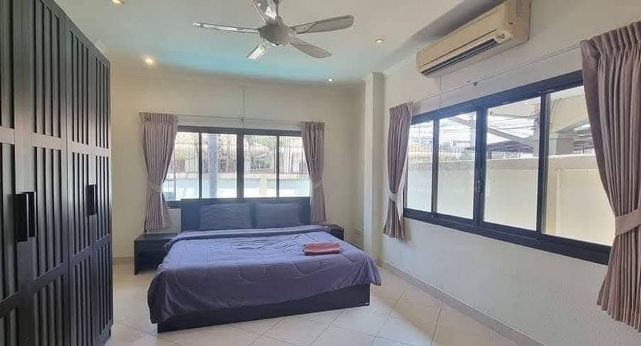 For rent 3 bedrooms villa in Jomtien, Pattaya