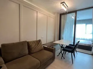 Wohnung zur Miete mit 1 Zimmer in Pathum Wan, Bangkok