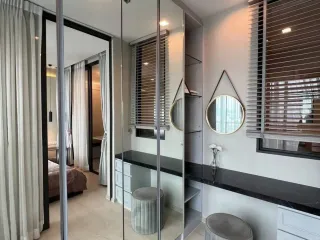Wohnung zur Miete mit 1 Zimmer in Pathum Wan, Bangkok
