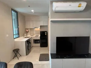 Wohnung zur Miete mit 1 Zimmer in Pathum Wan, Bangkok