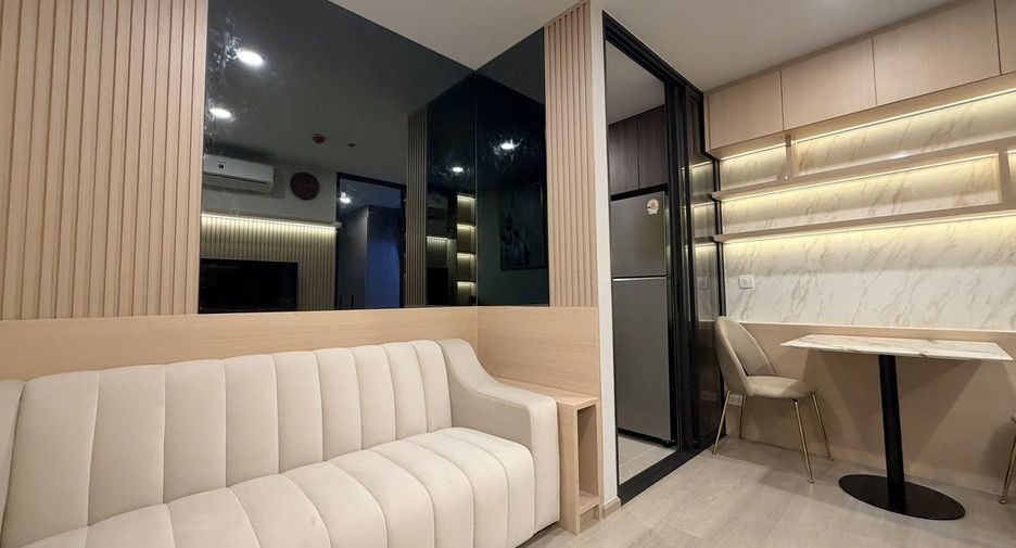 Condo en alquiler de 1 habitaciones en Phra Khanong, Bangkok
