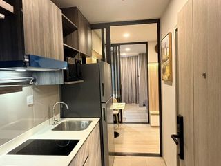 Condo en alquiler de 1 habitaciones en Phra Khanong, Bangkok