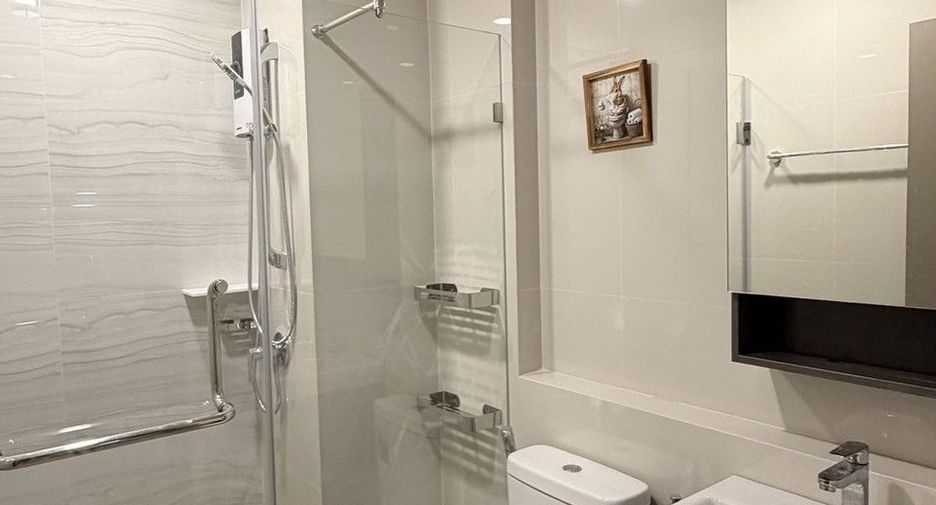 Condo en alquiler de 1 habitaciones en Phra Khanong, Bangkok