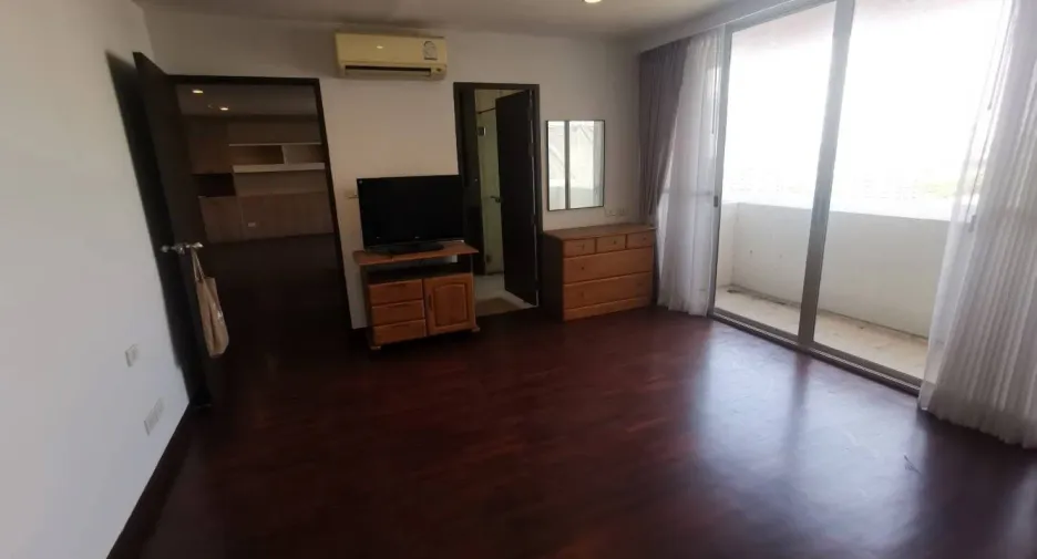 出售 2 卧室 公寓 在 Khlong Toei, 曼谷