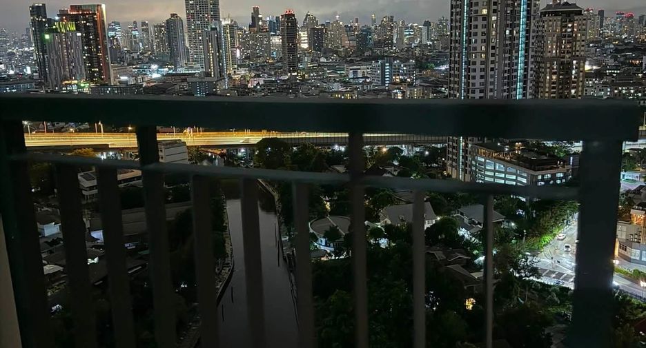 For rent 1 Beds condo in Watthana, Bangkok