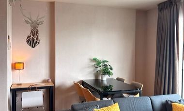 Condo en alquiler de 2 habitaciones en Yan Nawa, Bangkok