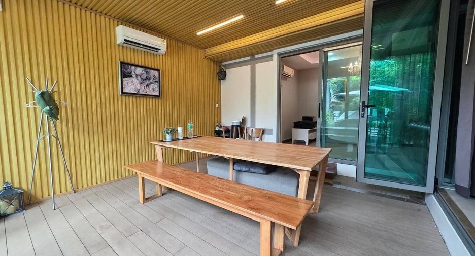 Casa en alquiler de 4 habitaciones en Sai Mai, Bangkok