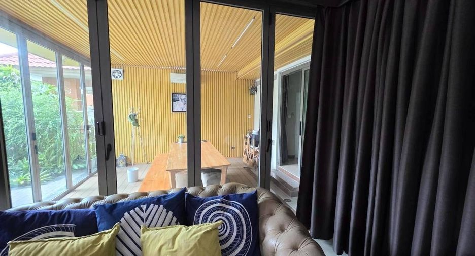 Casa en alquiler de 4 habitaciones en Sai Mai, Bangkok