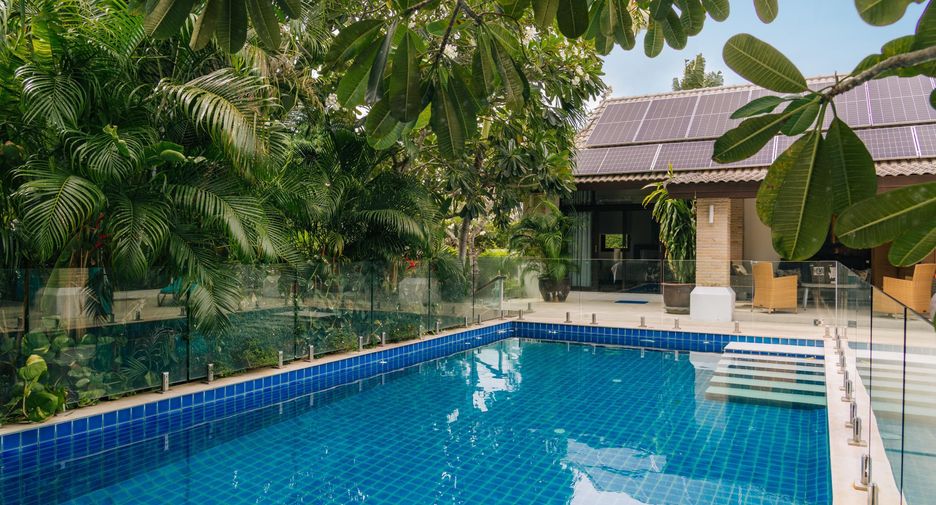 For sale 3 bedrooms villa in Ko Samui, Surat Thani