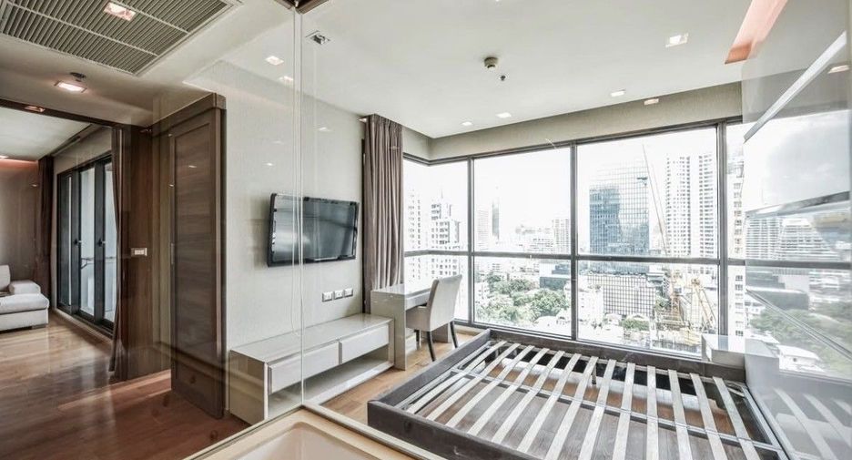 À louer 2 chambres condo à Sathon, Bangkok