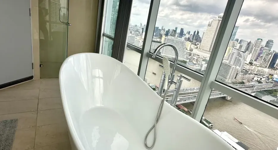 À louer 1 chambre condo à Sathon, Bangkok