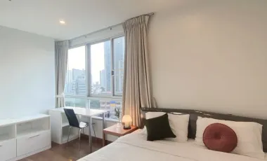 For rent 2 bedrooms condo in Thon Buri, Bangkok