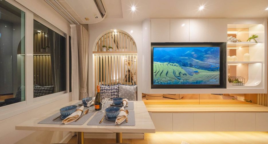 Condo en alquiler de 2 habitaciones en Yan Nawa, Bangkok