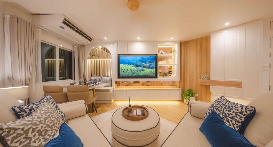 Condo en alquiler de 2 habitaciones en Yan Nawa, Bangkok