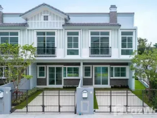 Casa adosada en venta de 2 habitaciones en Phra Samut Chedi, Samut Prakan
