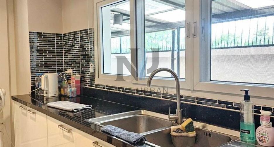 For sale 4 ベッドルーム house in Bang Lamung, Chonburi