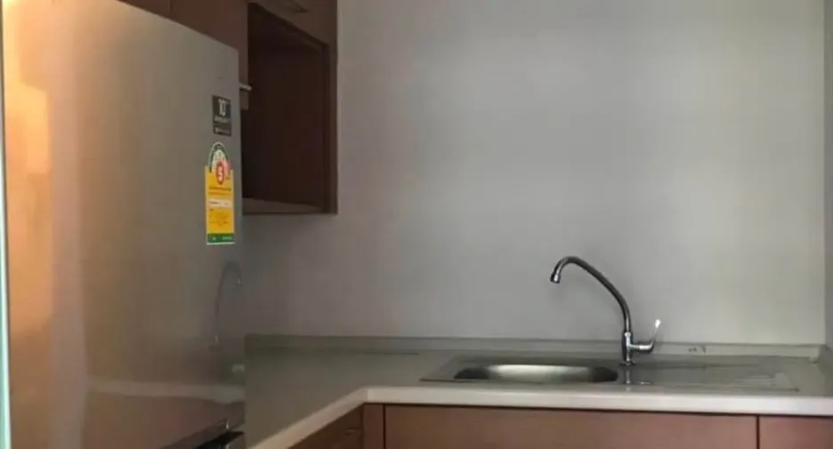 Wohnung zum Kauf mit 1 Zimmer in Huai Khwang, Bangkok
