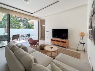 For sale 2 bedrooms villa in Ko Samui, Surat Thani