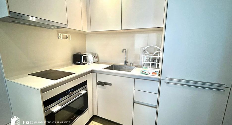 Wohnung zur Miete mit 1 Zimmer in Pathum Wan, Bangkok