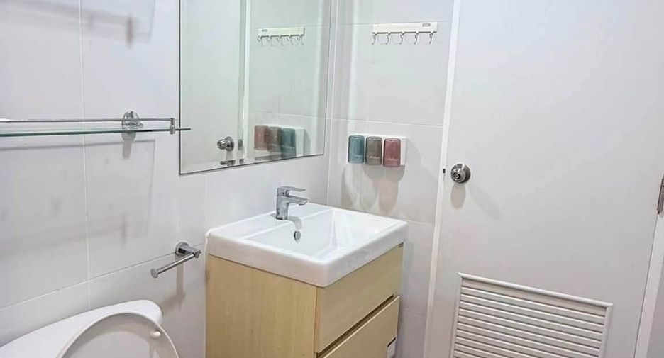 Condo en venta y en alquiler de 2 habitaciones en Bang Sue, Bangkok