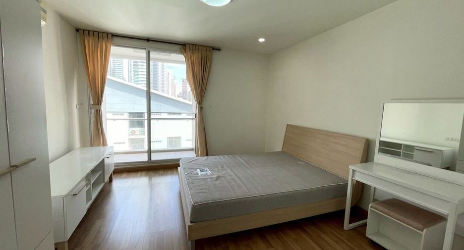 À louer 3 chambres appartement à Khlong Toei, Bangkok