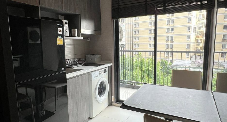Condo en venta de 1 habitaciones en Bang Na, Bangkok