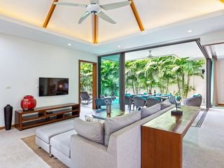 For rent 4 bedrooms villa in Mueang Phuket, Phuket