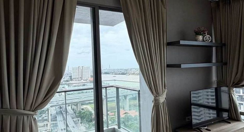 À louer 2 chambres condo à Yan Nawa, Bangkok