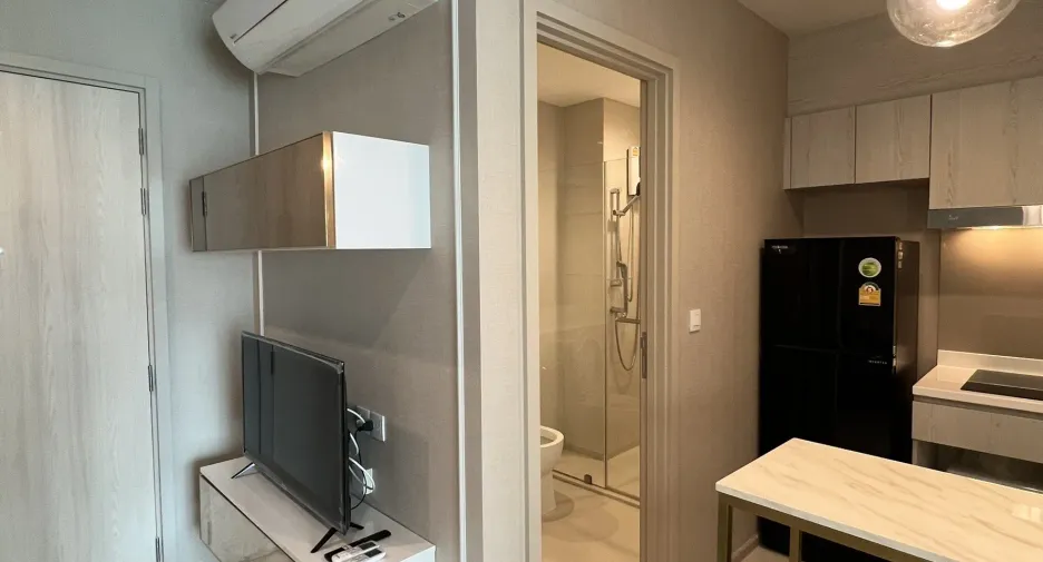 Wohnung zur Miete mit 1 Zimmer in Pathum Wan, Bangkok