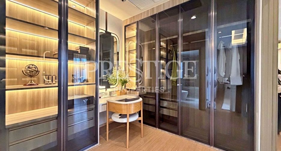 For sale 4 bedrooms house in Bang Lamung, Chonburi