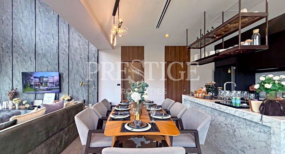For sale 4 bedrooms house in Bang Lamung, Chonburi