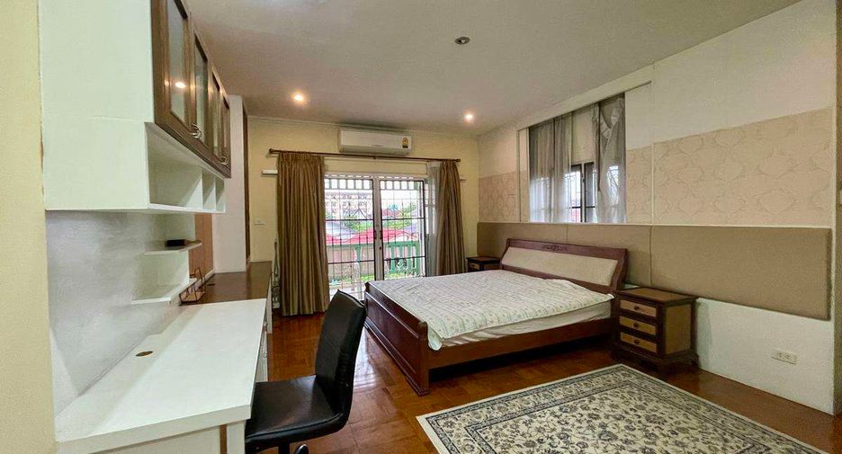 For rent 3 bedrooms house in Mueang Chiang Mai, Chiang Mai