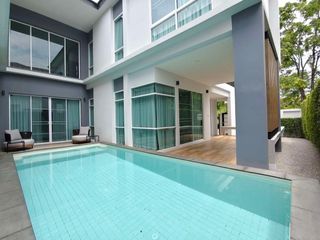 For rent 4 bedrooms house in Mueang Chiang Mai, Chiang Mai