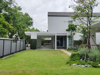 For rent 4 bedrooms house in Mueang Chiang Mai, Chiang Mai